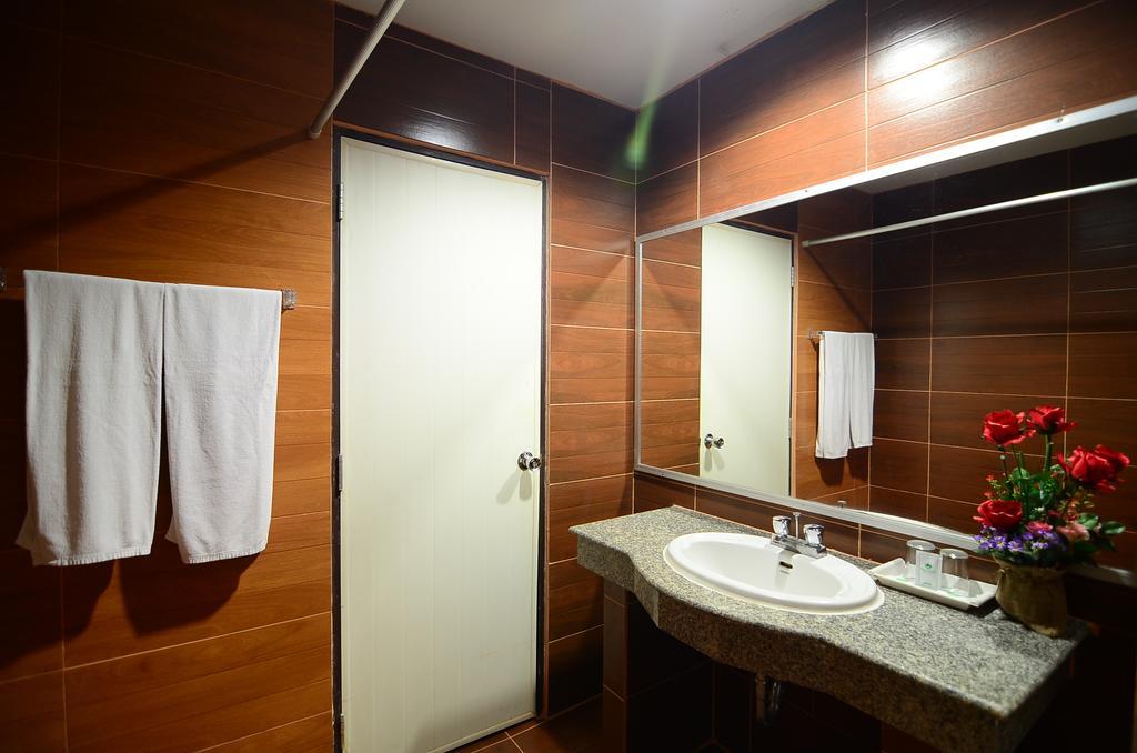 Ranong Garden Hotel Pokoj fotografie