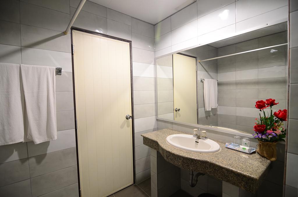 Ranong Garden Hotel Pokoj fotografie